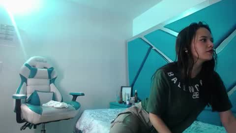 Snapshot of patrick_and_greeicy chatting on 12/17/24, 07:29 patrick_and_greeicy online show from 12/17/24, 07:29