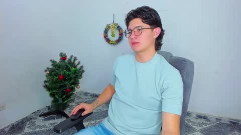 .... online show from 12/23/24, 08:25