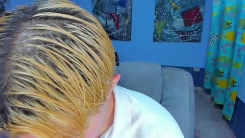 .... online show from 09/21/25, 06:53