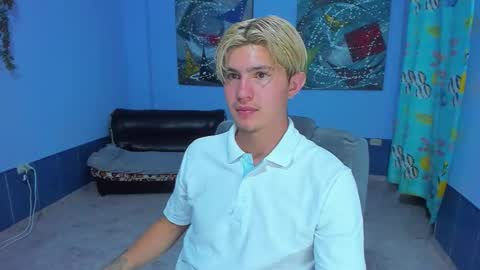 .... online show from 10/23/25, 03:28