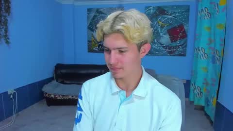 .... online show from 10/23/25, 06:28