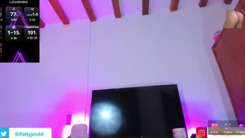 Snapshot of patty_jen44 chatting on 07/17/26, 11:42 Hi Pvt open Moans from lovense tell me Fav 113366 Especial leve33 online show from 07/17/26, 11:42