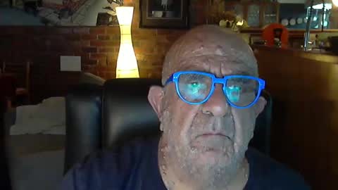 Snapshot of patvac chatting on 12/06/24, 02:06 patvac online show from 12/06/24, 02:06