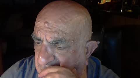 Snapshot of patvac chatting on 02/10/25, 04:25 patvac online show from 02/10/25, 04:25