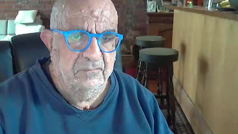 Snapshot of patvac chatting on 09/27/25, 02:05 patvac online show from 09/27/25, 02:05