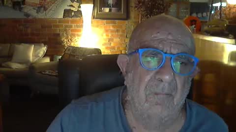 Snapshot of patvac chatting on 11/29/25, 02:31 patvac online show from 11/29/25, 02:31