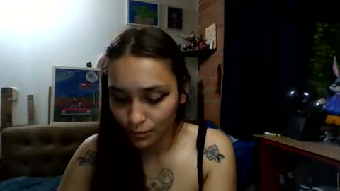 Pau online show from 05/21/26, 06:20