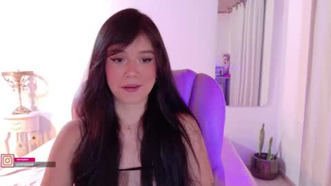 Sofa online show from 04/15/26, 05:03