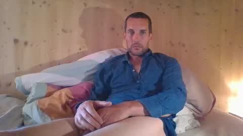 paueriwan online show from 09/15/25, 01:55