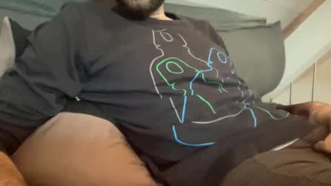 Snapshot of paul93k1 chatting on 12/25/24, 09:34 paul93k1 online show from 12/25/24, 09:34