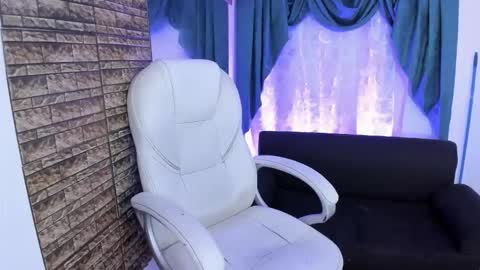 Paul online show from 11/08/25, 04:01