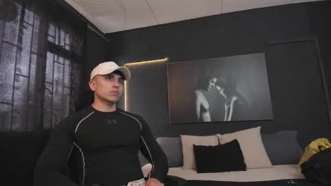 Paul online show from 02/09/25, 03:23