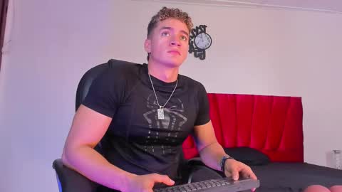 Paull George online show from 10/06/25, 02:25