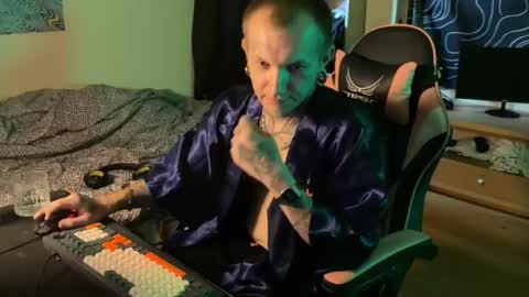 Paul online show from 04/09/26, 04:34