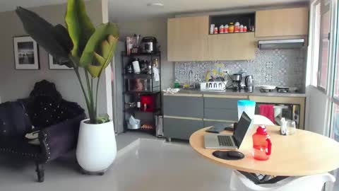 Paul online show from 10/31/25, 05:36