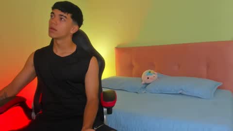Snapshot of paul_sexycock chatting on 02/04/25, 12:22 paul_sexycock online show from 02/04/25, 12:22
