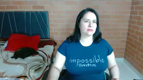 Snapshot of paula__117 chatting on 06/01/26, 12:34 paula__117 online show from 06/01/26, 12:34