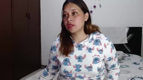 Snapshot of paula_anderson chatting on 11/30/25, 04:16 PAULA online show from 11/30/25, 04:16