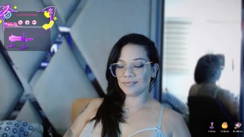 Snapshot of paula_daniela1 chatting on 10/27/25, 09:30 Paula online show from 10/27/25, 09:30