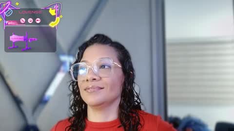 Snapshot of paula_daniela1 chatting on 11/09/25, 09:46 Paula online show from 11/09/25, 09:46