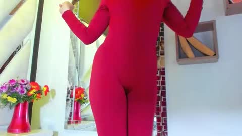 Snapshot of paula_miler1 chatting on 04/09/26, 02:33 paula_miler1 online show from 04/09/26, 02:33