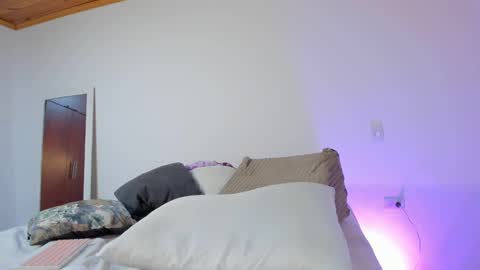 Paula perez - online show from 12/26/24, 05:04