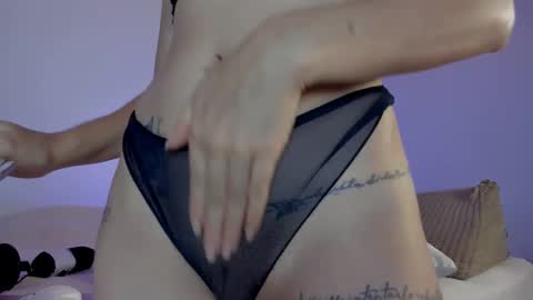 Paula perez - online show from 02/04/25, 03:00