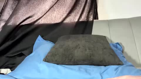 Yura independent  model online show from 10/05/25, 04:38