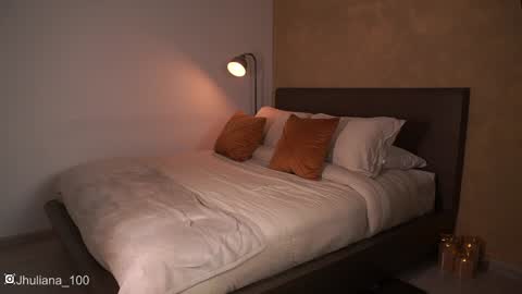 Paula online show from 01/21/25, 02:43