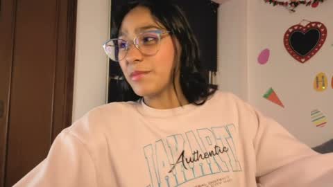 Paula  online show from 04/09/26, 02:11