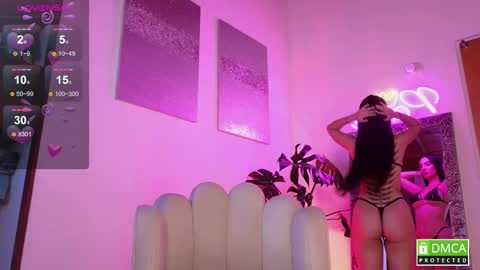 Snapshot of paulatoro__ chatting on 09/13/25, 11:43 Paula Toro online show from 09/13/25, 11:43