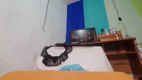 PAULA VALENTINA online show from 12/19/24, 03:18