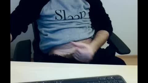 Snapshot of paulbazo83 chatting on 12/04/25, 02:59 paulbazo83 online show from 12/04/25, 02:59