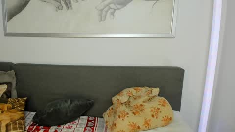 paulblack021 online show from 02/03/25, 10:21