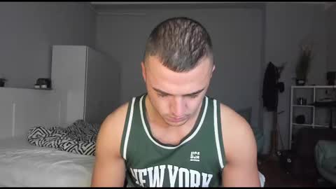 Snapshot of paulblack021 chatting on 11/22/25, 11:31 paulblack021 online show from 11/22/25, 11:31