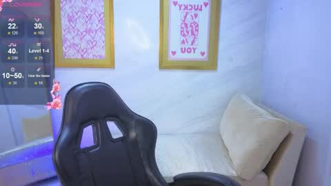 Live 800am 200pm COLOMBIAN HOUR online show from 04/16/26, 01:01