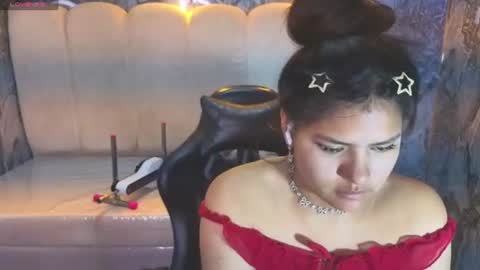 Snapshot of paulette_v chatting on 07/08/26, 01:15 Live 800am 200pm COLOMBIAN HOUR online show from 07/08/26, 01:15