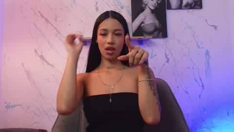 PAULINA  online show from 05/19/26, 01:00