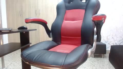 Paulina Rubio online show from 02/28/25, 07:25