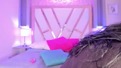   online show from 10/22/25, 10:20