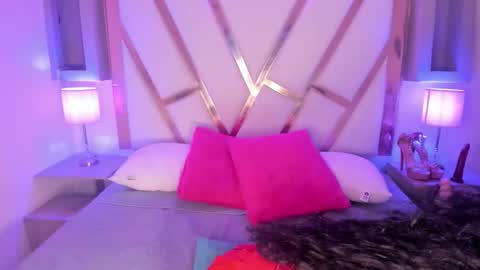   online show from 11/07/25, 08:53