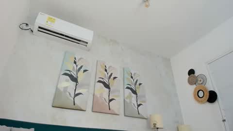 PAU  online show from 10/27/25, 07:51