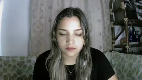 paulina_x_x online show from 05/01/26, 05:01