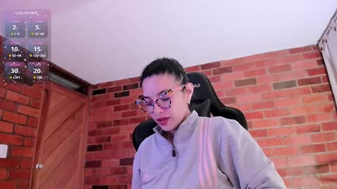 Paulina online show from 12/19/24, 12:24