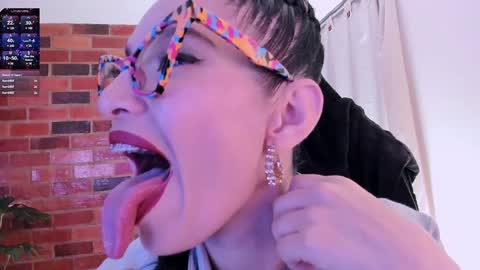 Paulina online show from 01/10/25, 12:38