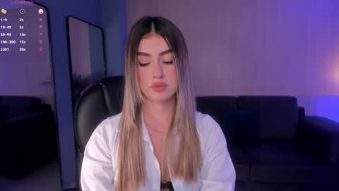 Paulina Santos  online show from 03/12/25, 10:17