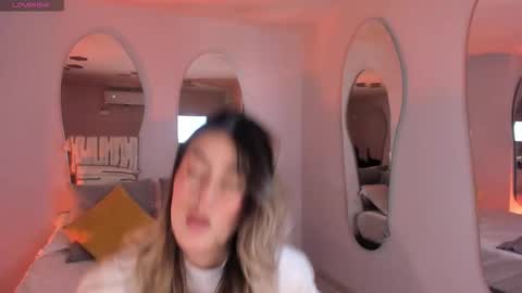 Paulina Santos  online show from 09/10/25, 07:03