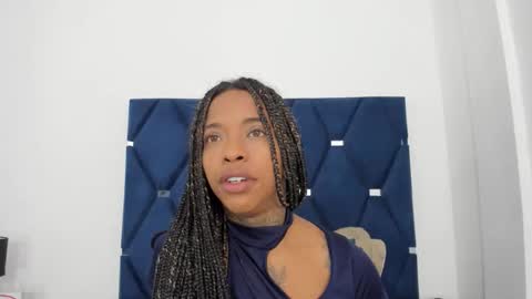 Pauline online show from 10/17/25, 02:37