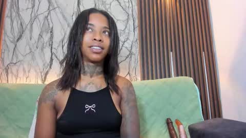 Pauline online show from 01/11/26, 02:38