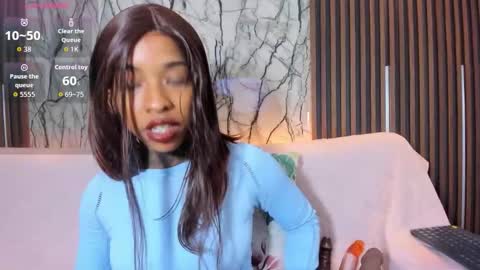 Pauline online show from 02/11/26, 02:27